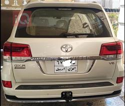 تۆیۆتا لاند کروزەر